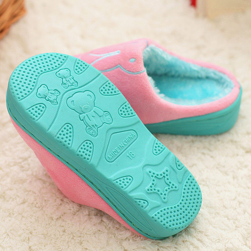 Pantoufles enfants en suède pour hiver - Ref 1032261 Image 4