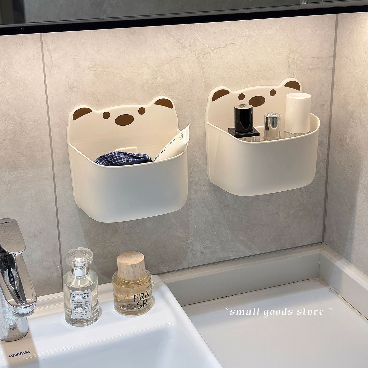 ins小熊免打孔置物架浴室墙面牙刷洗脸巾整理盒粘贴式沥水收纳盒