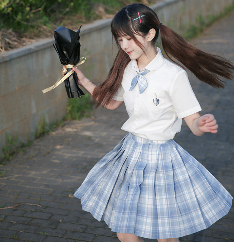 原创JK制服圆领丸襟可爱白衬衣图片