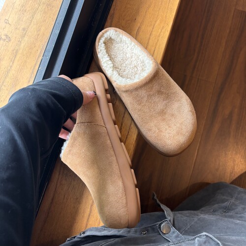 小土豆勃肯鞋女2025新款皮毛一体雪地靴保暖棉鞋一脚蹬包头半拖鞋