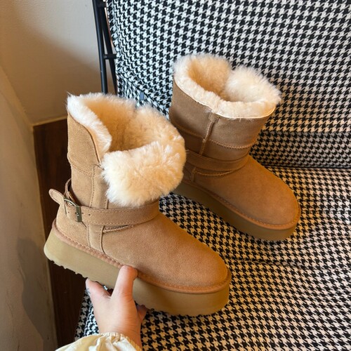 厚底骑士靴雪地靴女2025新款皮带扣两穿皮毛一体增高保暖棉鞋加厚