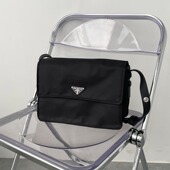 P家二合一男女通用尼龙邮差包小众方形大容量通勤斜跨单肩中古包