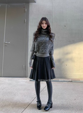 BABYblue【学院风】松弛感格雷系显瘦显高针织斗篷毛呢百褶裙套装
