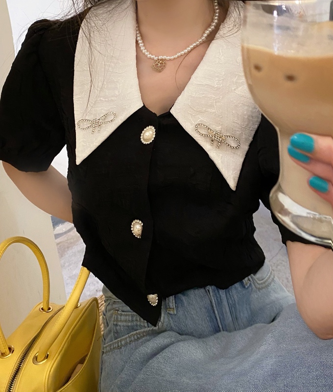 Real shot monitoring dark princess on the run bowknot and neckpin decoration technology cool small pointed collar short sleeve top