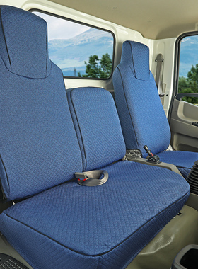 东风多利卡D6锐能版 D5D7D9凯普特K6星云K5福瑞卡F7R5F6货车座套