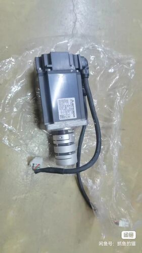 三菱伺服电机 HF-KP43（闲置） 400W，3AC 102V额定转速3000rpm