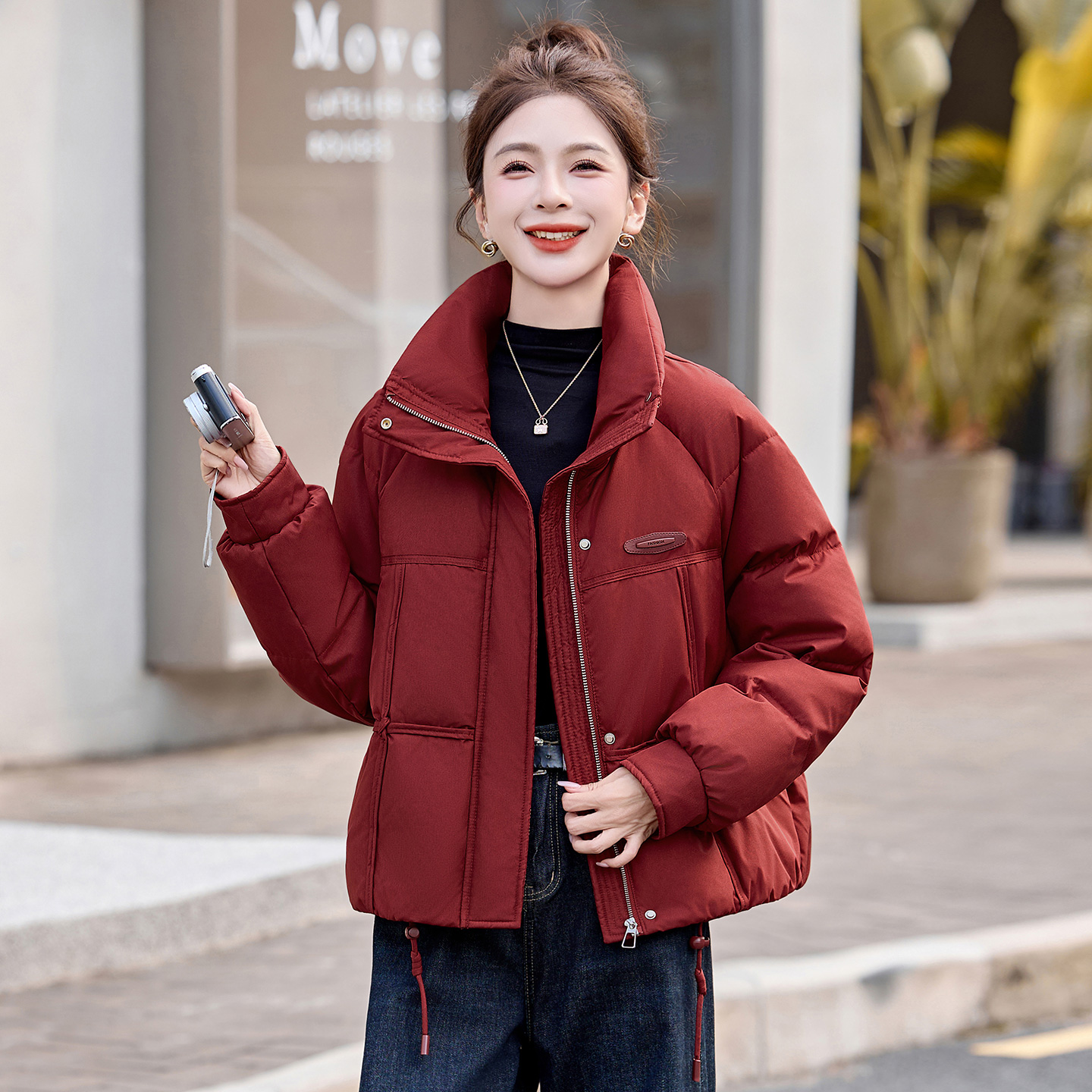 短款羽绒服女冬2025年冬装新款胖妈妈红色过年加厚保暖白鸭绒外套