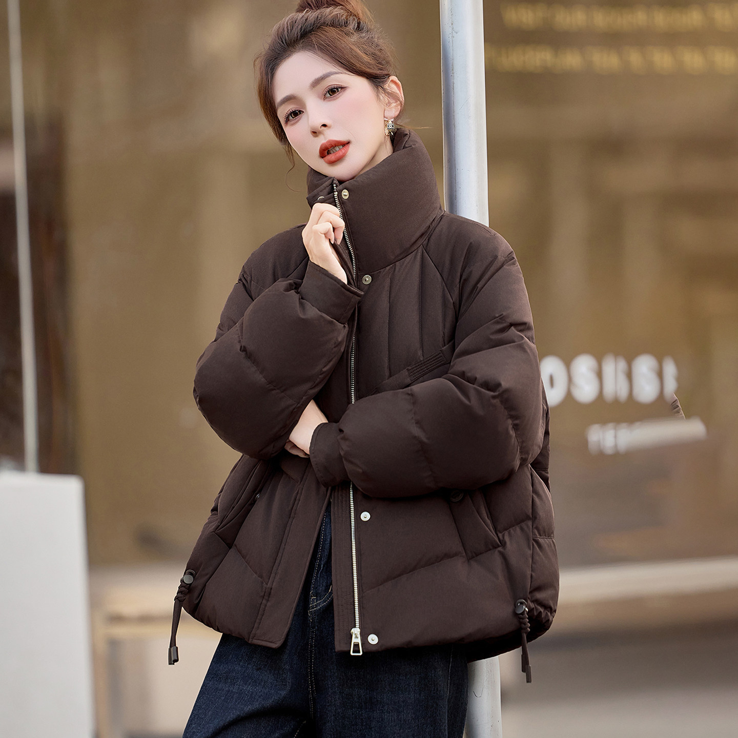 大码女装羽绒服女冬季新款胖MM宽松洋气高级感加厚保暖时尚外套