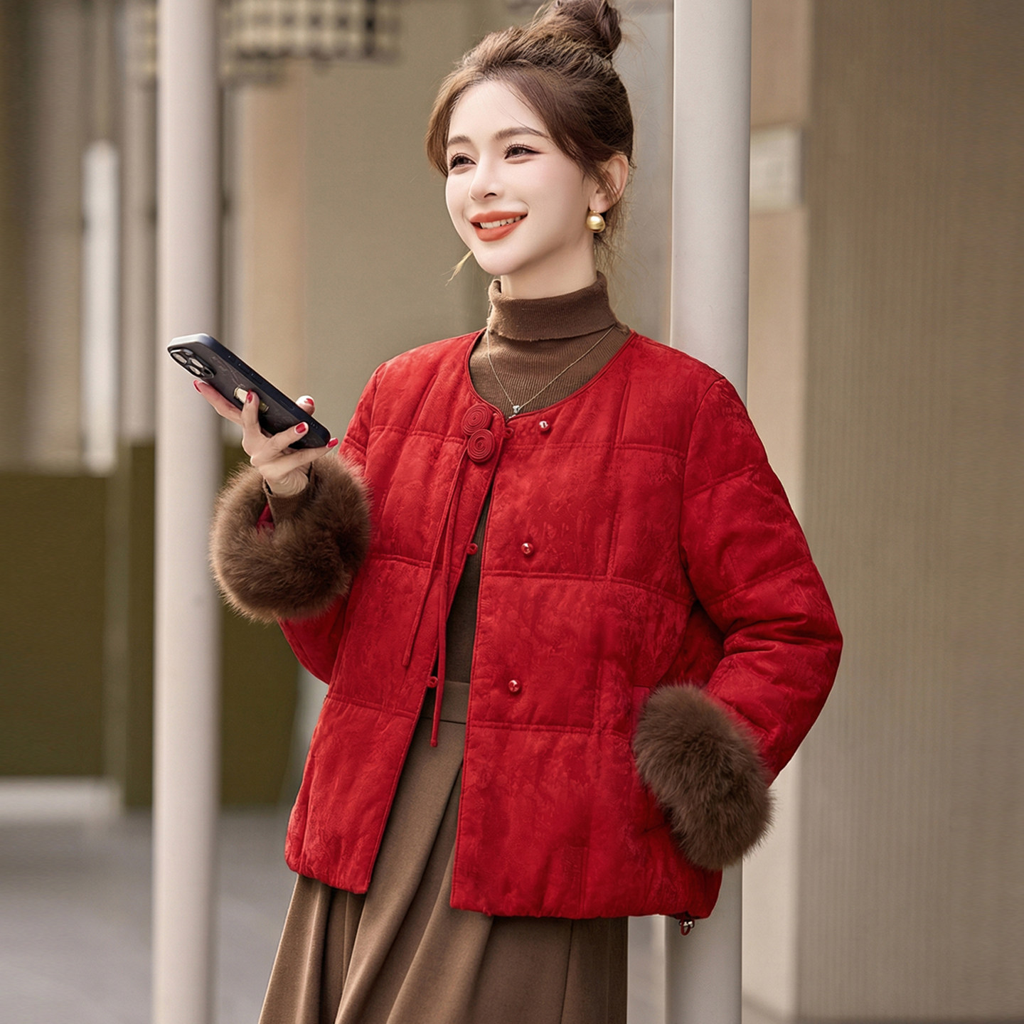 新中式本命年红色短款羽绒服女冬季新款胖MM气质高级感拜年服外套,女装/女士精品,大码羽绒服,淘宝优惠券,粉丝福利购,淘宝优惠卷