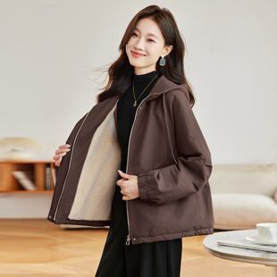 加绒加厚宽松显瘦休闲妈妈装 大码 棉服女秋冬新款 连帽短款 棉衣 女装