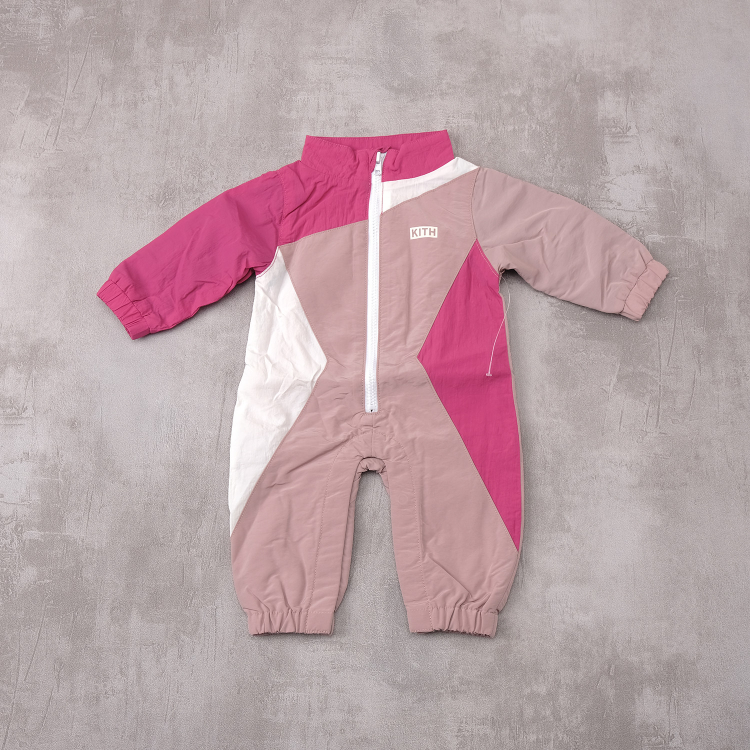 kith拼接拼色爬爬服连体经典刺绣字母标志婴儿装外套童装外套
