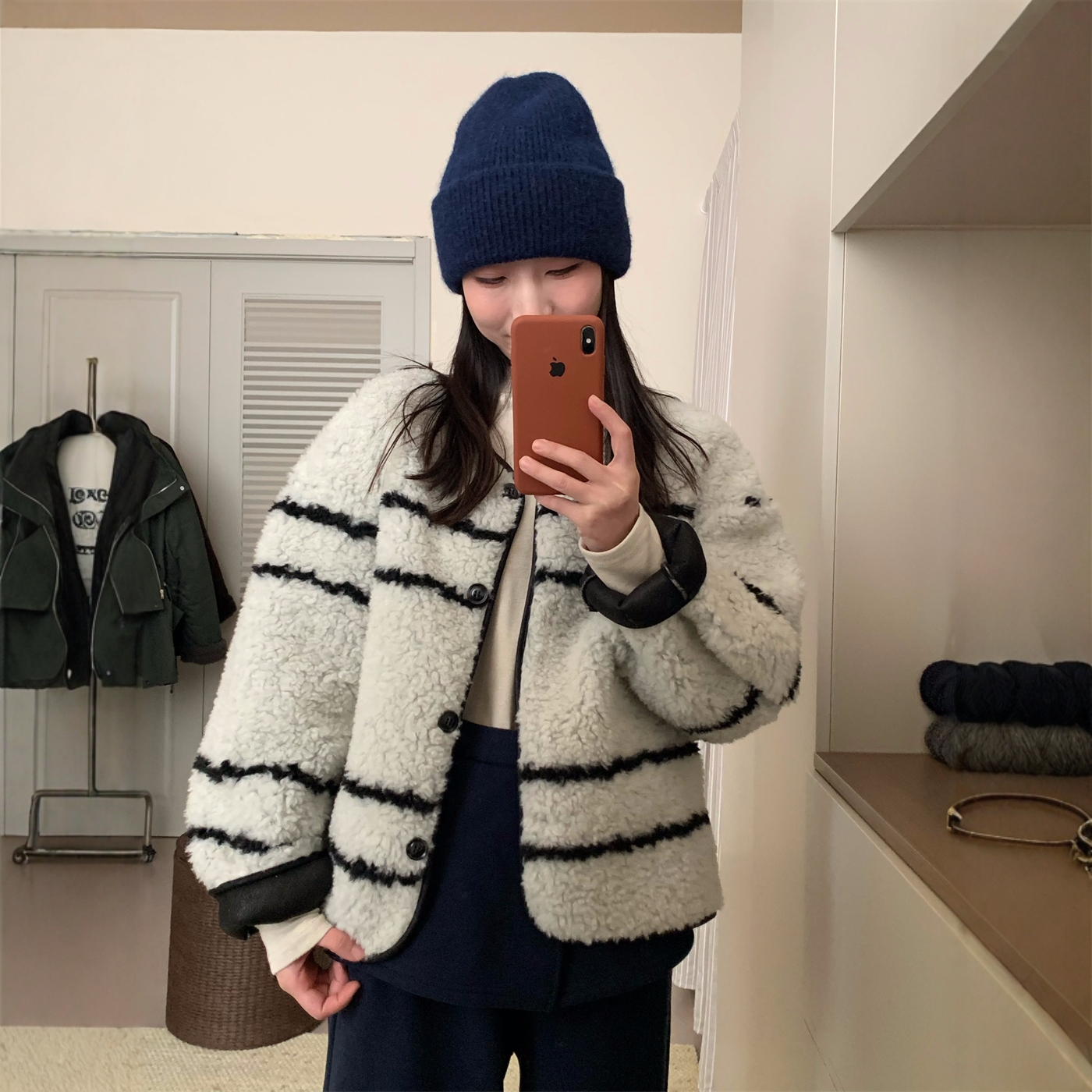 韩版小众设计感条纹毛毛外套女