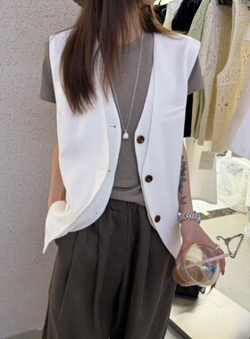 欧货2026春季新款轻熟风V领纽扣无袖背心叠穿坎肩马甲外套女2610