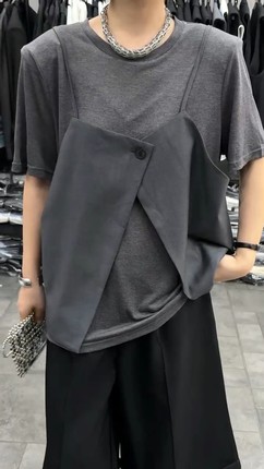 高品质夏季新款韩版圆领短袖T恤搭配不规则吊带两件套上衣女7705