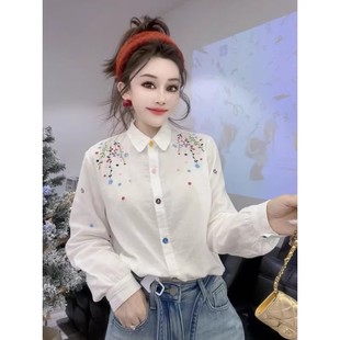 女时尚 欧货2026春季 花朵刺绣白色翻领衬衫 新中式 减龄百搭上衣 新款