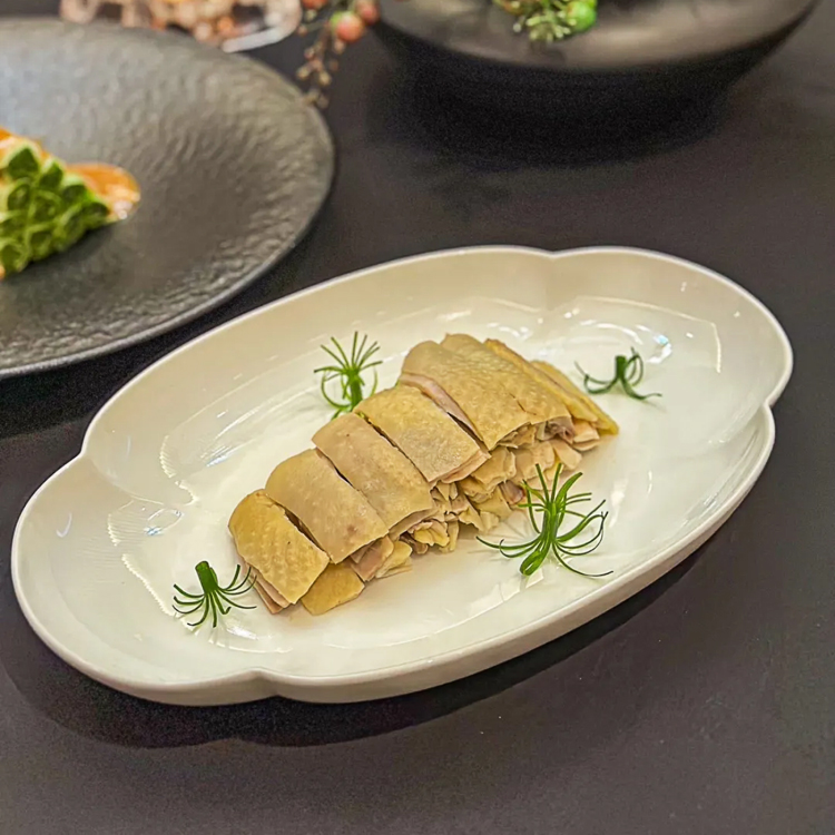 酒店中厨餐具旦形如意浅盘长方特色冷菜餐厅创意白瓷陶瓷后厨盘子
