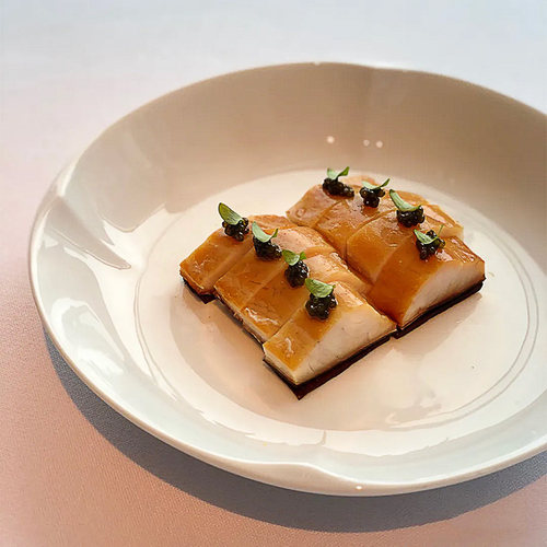 酒店中厨餐具圆形融合白瓷意境菜