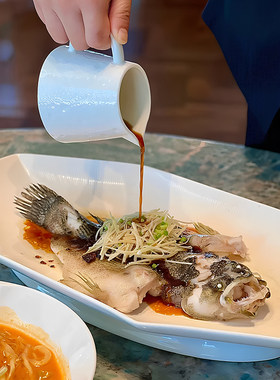 酒店中厨餐具白瓷长方高脚鱼盘蒸鱼盘鱼菜会所创意八角白条长盘子