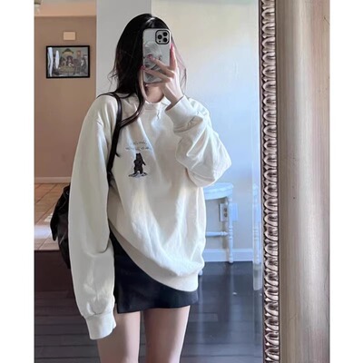 BM正品复古刺绣小熊卫衣女