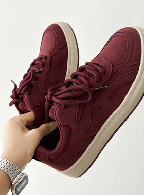 男鞋子潮新款面包鞋小众原创设计港风复古帆布鞋酒红色高街滑板鞋