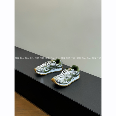 DENTUA 强推 一定要试穿这双orbit~ 24s 金属感拼色运动老爹鞋女