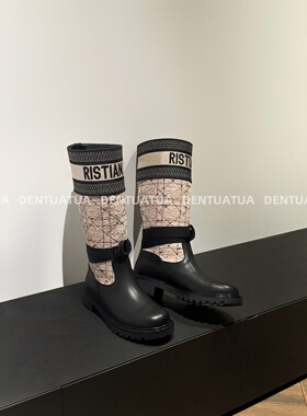 DENTUATUA 代代级别~早拍早发货！24Major字母刺绣圆头经典骑士靴