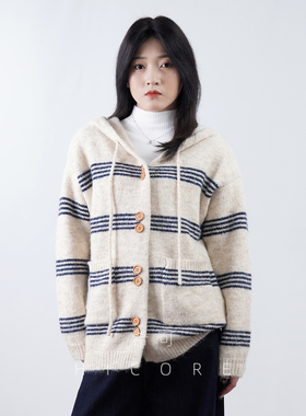 韩系慵懒连帽条纹针织外套女秋冬新款宽松显瘦设计感软糯羊毛上衣