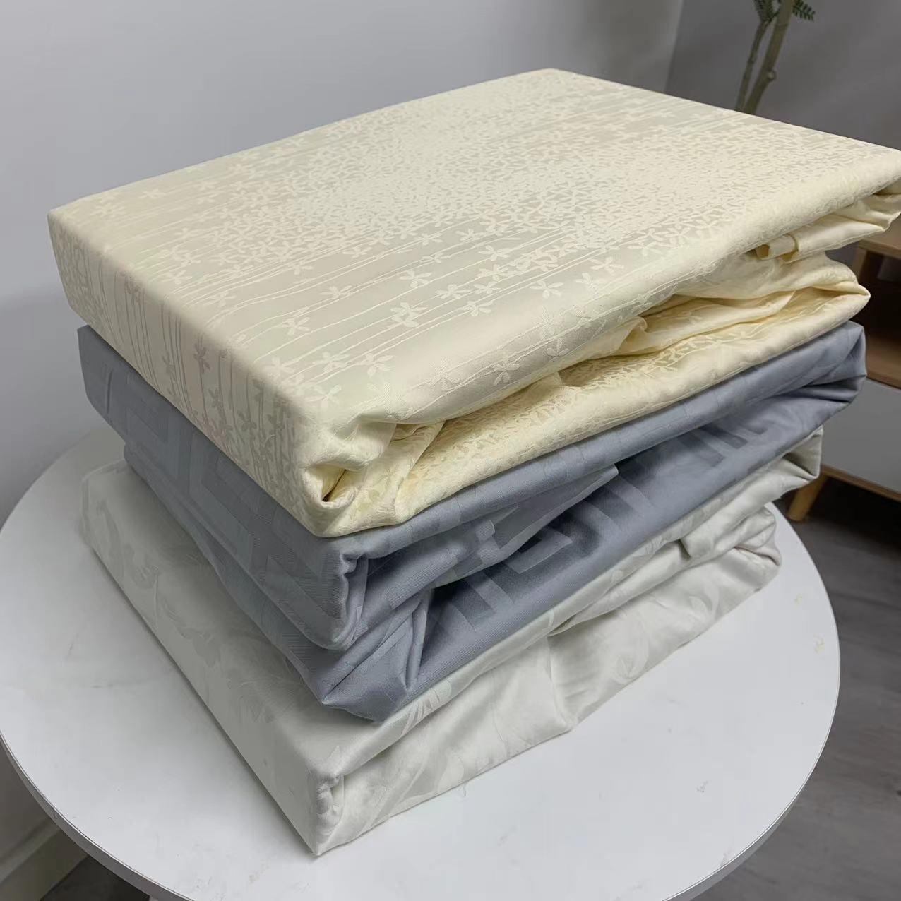 外贸出口原单80支纯棉贡缎提花床笠简约不简单
