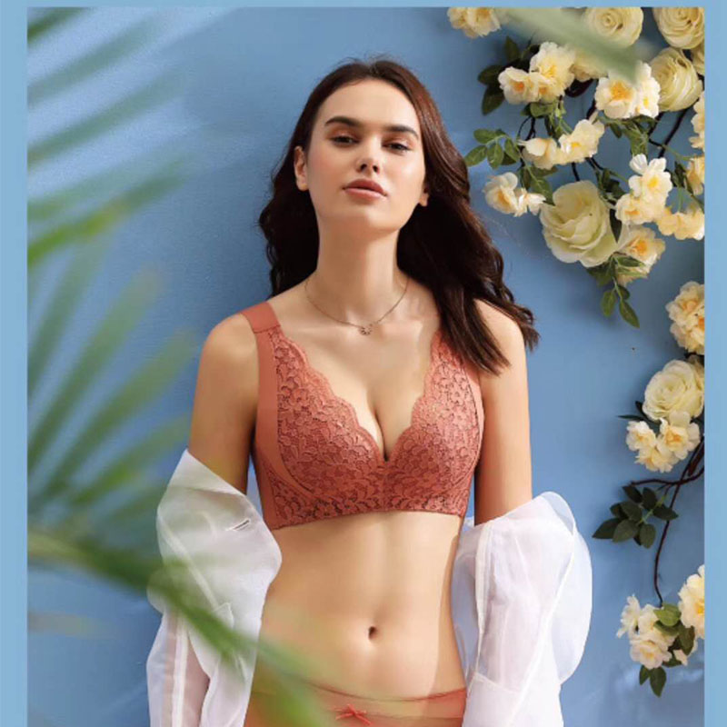 背心款珠密琪B杯无钢圈聚拢文胸