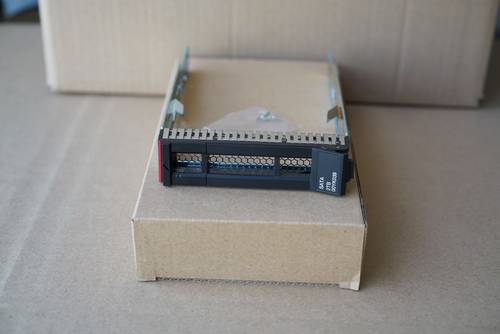 联想服务器托架 SR530 SR590 SR550 SR650 ST558 3.5寸硬盘托架