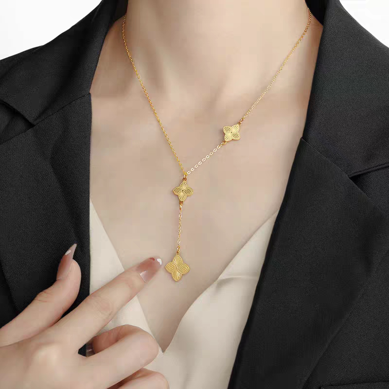 2025年新款小众设计幸运花朵 长款项链女春夏简约时尚高级感百搭