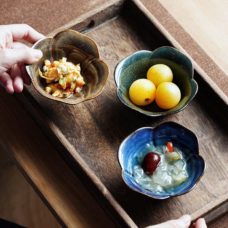 日韩式陶瓷小菜碗家用餐厅酱料小号甜品汤碗创意花形酱料碗水果碗