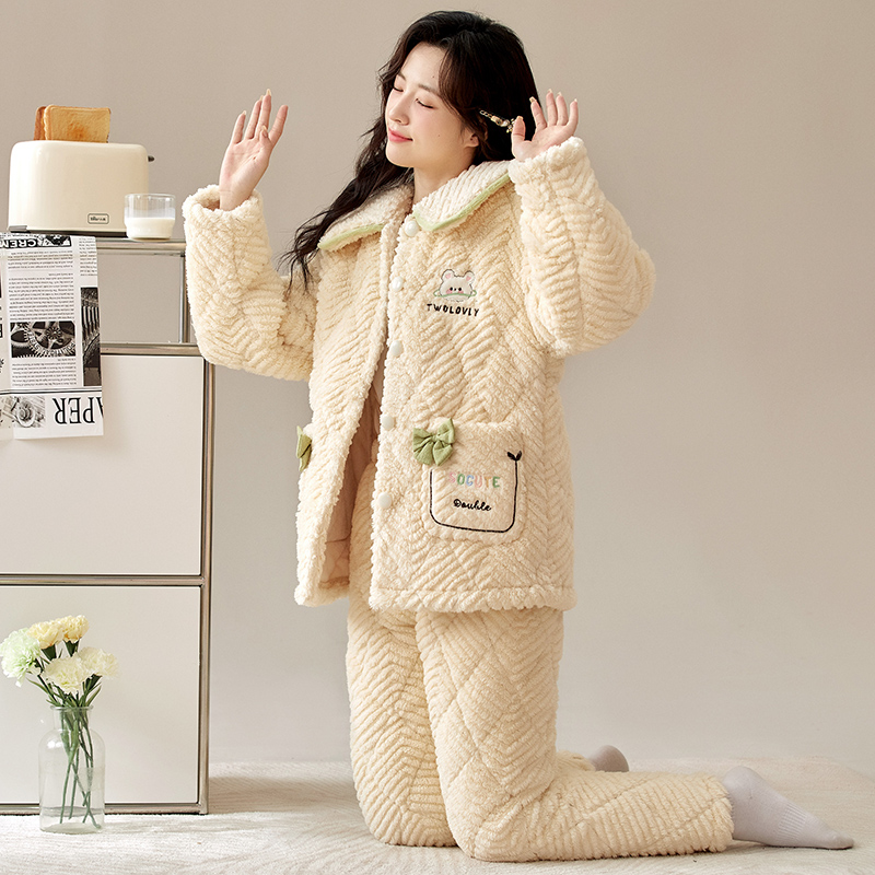有口袋睡衣女秋冬季三层加厚珊瑚