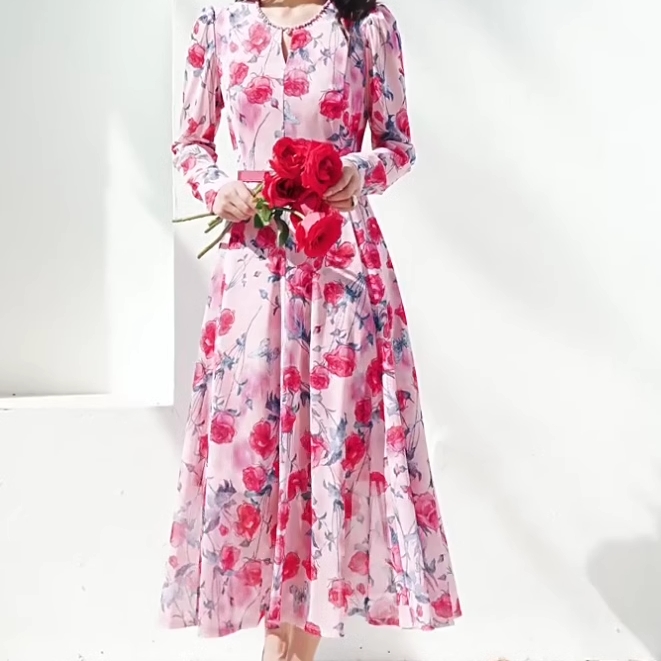 现货速发 2025年春夏款珂家同款圆领浪漫钉钻碎花连衣裙KF12027A1