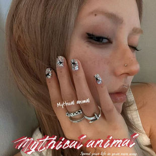 爆闪亮片欧美短甲银箔猫眼穿戴甲纯手绘穿戴甲ins辣妹甲甜酷朋克