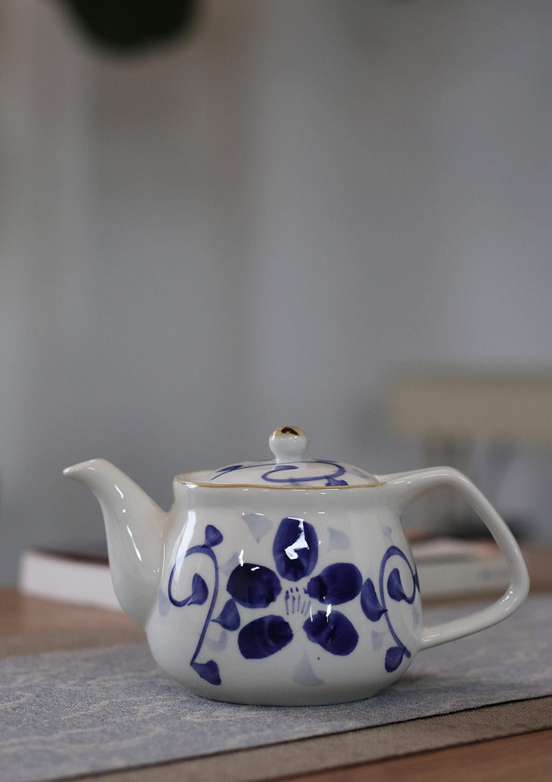 特惠五折外贸出口日本手工手绘 陶瓷 日式 茶壶 茶具 花茶 500ML