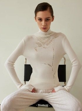 NONETONE · 设计感镂空高领修身针织衫女纯色羊毛打底