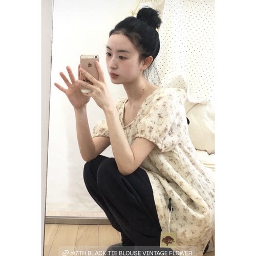现货！日系复古碎花裙2026夏新品韩国后背蝴蝶结泡泡袖连衣裙女