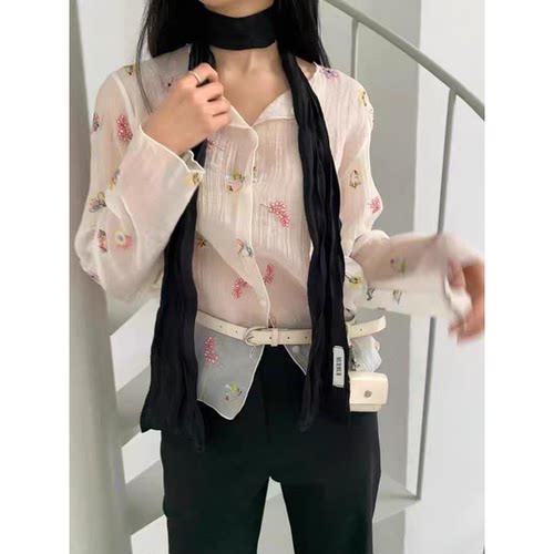 现货！巨好看刺绣蝴蝶花卉衬衫韩国26新款Murmur微透长袖上衣女