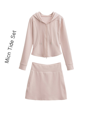元气套组连帽短款卫衣女气质三件套高腰半身裙显瘦休闲裤运动套装