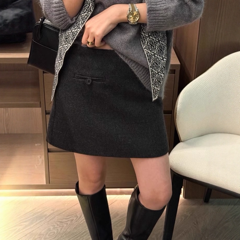 深灰色羊毛呢短裙女冬季半身裙