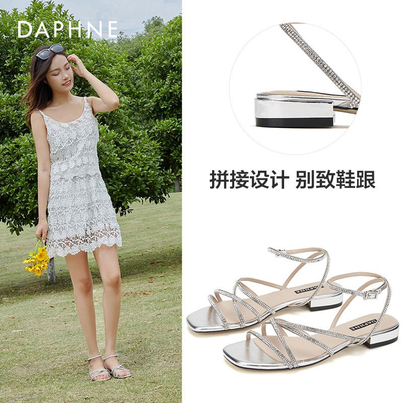 daphne/达芙妮夏新款时尚罗马细带仙女风水钻一字扣带低跟女凉鞋