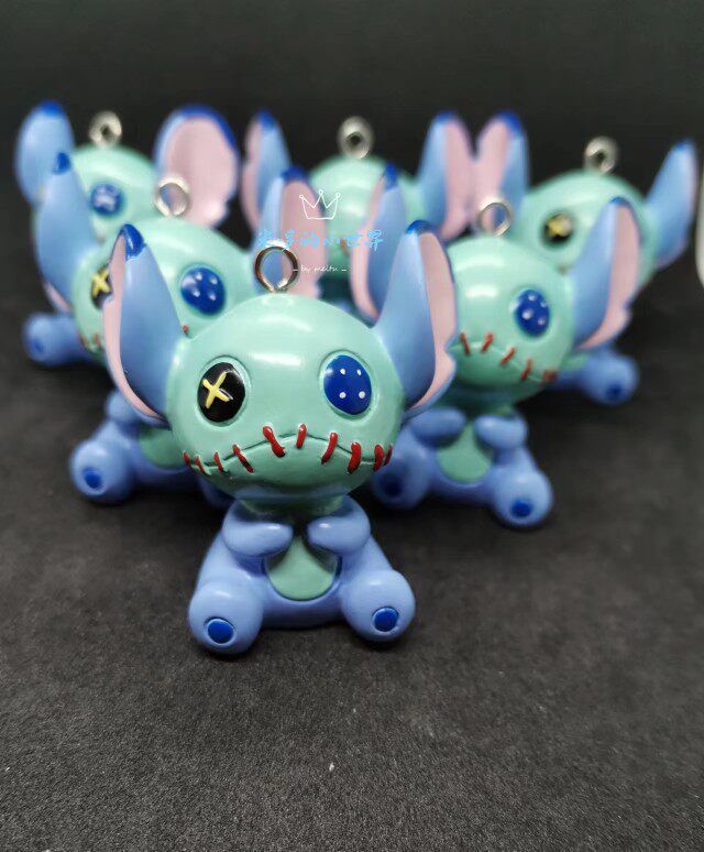 正版散货 变装史迪仔小金现货