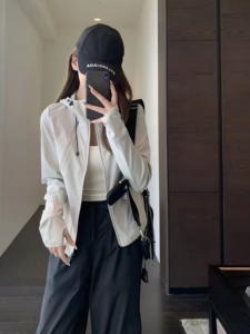 夏款冰丝防晒衣女2026新款防紫外线UPF50+透气轻薄户外连帽防晒服