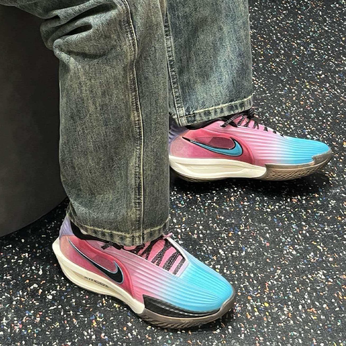 耐克/Nike G.T. Cut 3 Turbo EP 蓝粉低帮实战篮球鞋 HV9919-900