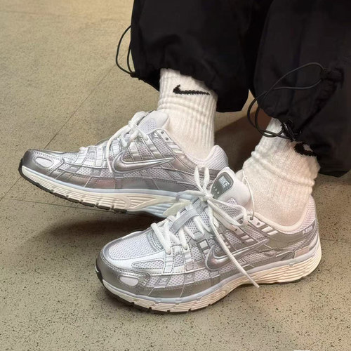耐克/Nike P-6000 CNPT 银色女款百搭低帮复古休闲鞋 BV1021-106