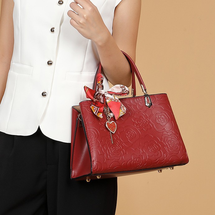 新款欧美时尚压花玫瑰女包百搭女士单肩手提斜跨包包妈妈包包