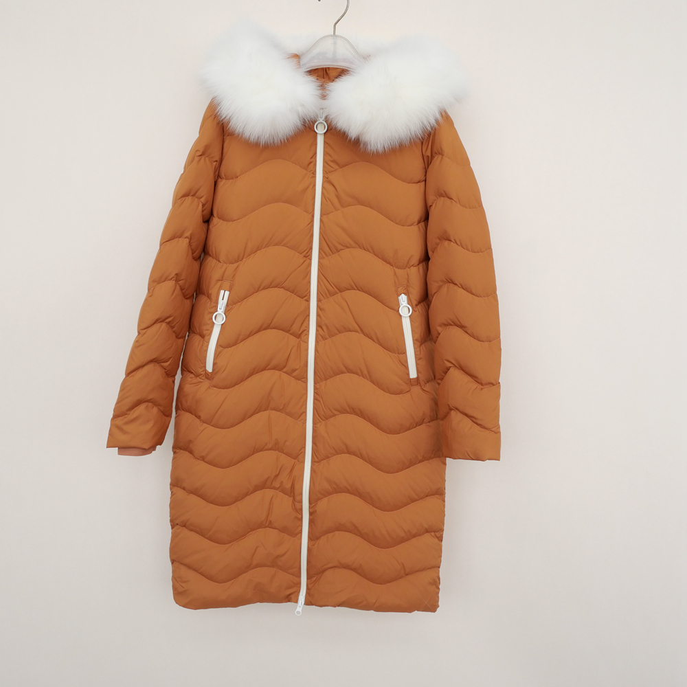 专柜正品超值90绒轻盈保暖羽绒服