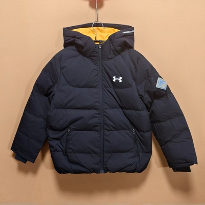 安德玛男童冬季短款羽绒服