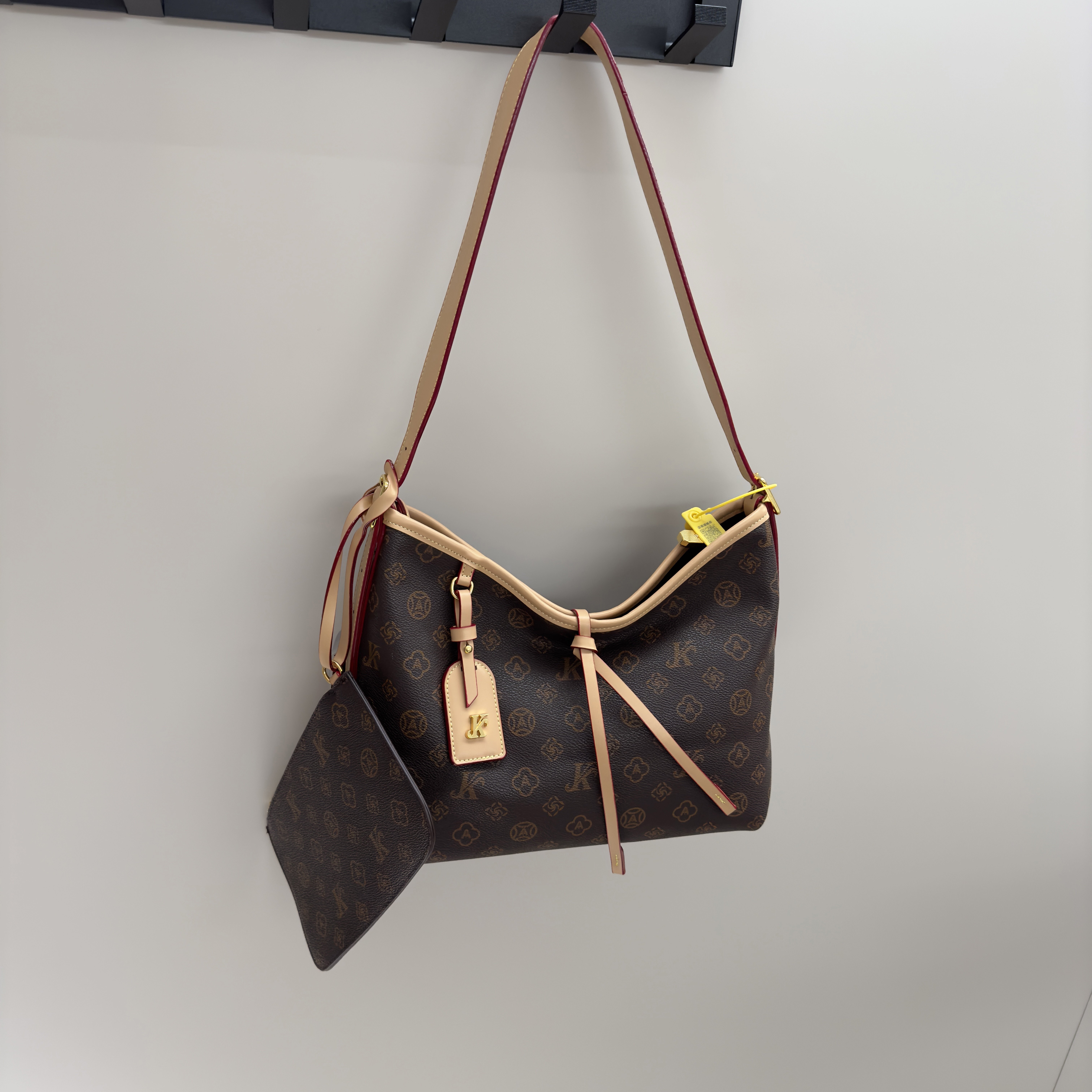 大容量女士简约旅游单肩腋下托特包2026新款包包小众百搭气质休闲,箱包皮具/热销女包/男包,托特包,淘宝优惠券,粉丝福利购,淘宝优惠卷